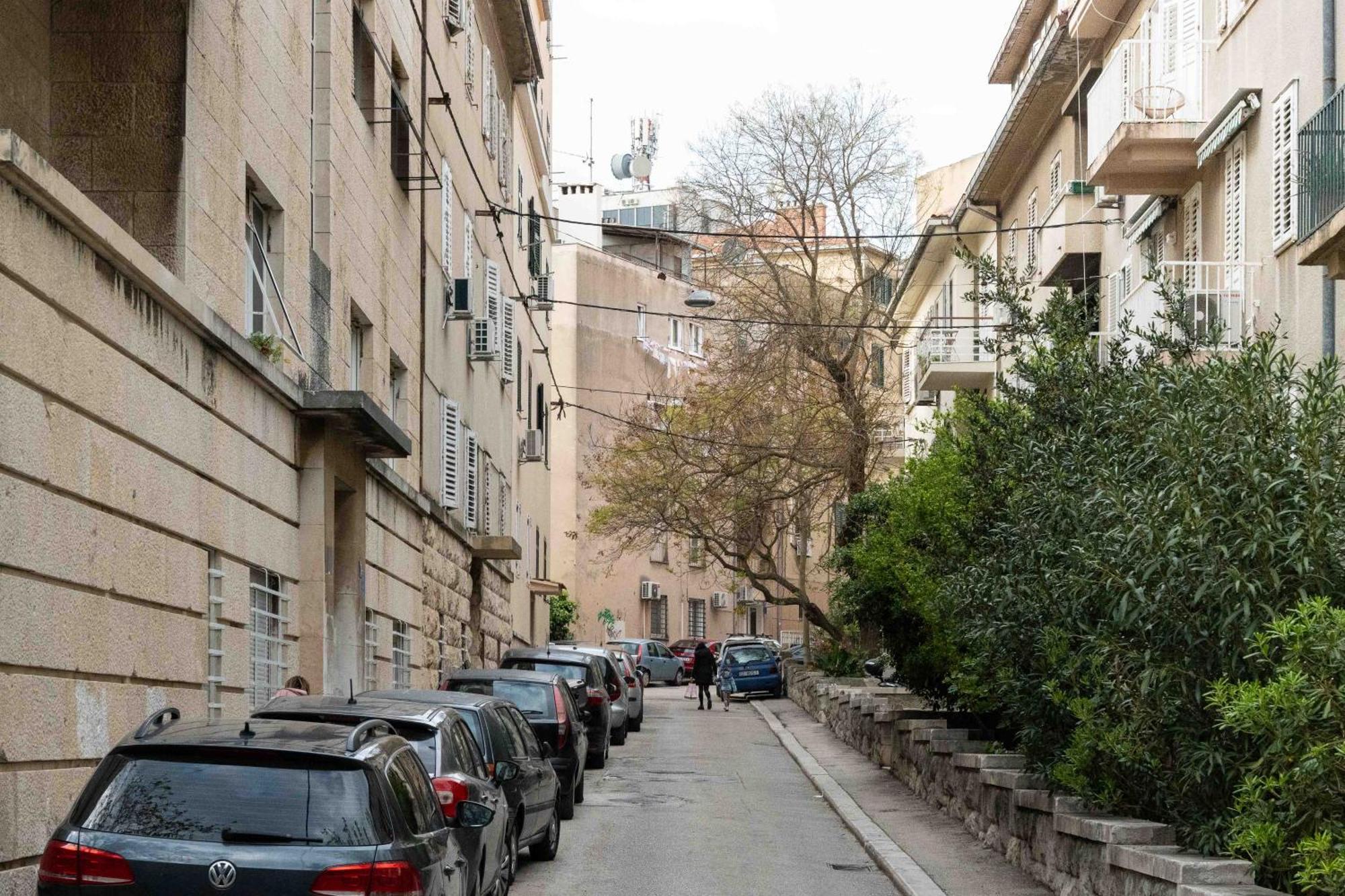 Apartment The Charm Split Exterior foto